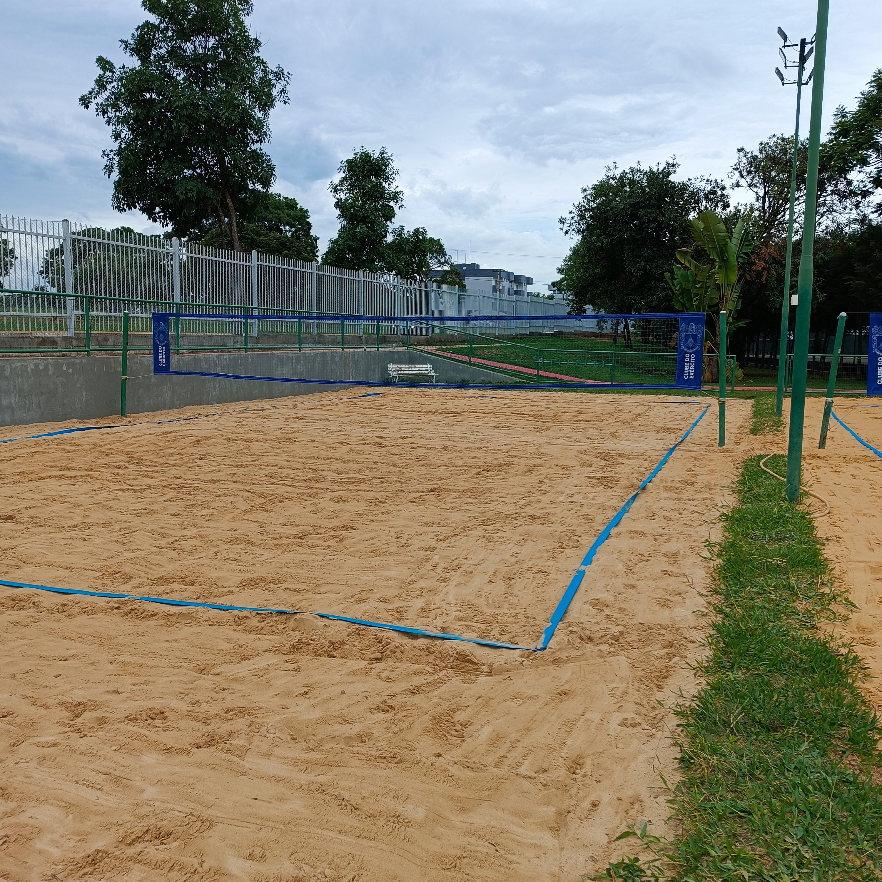 QUADRA DE BEACH TENNIS